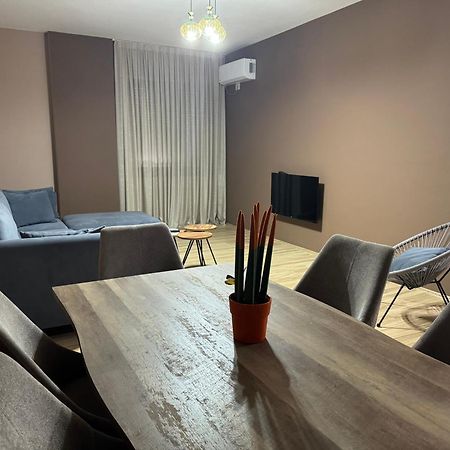 Drion Apartment Vlore Bagian luar foto